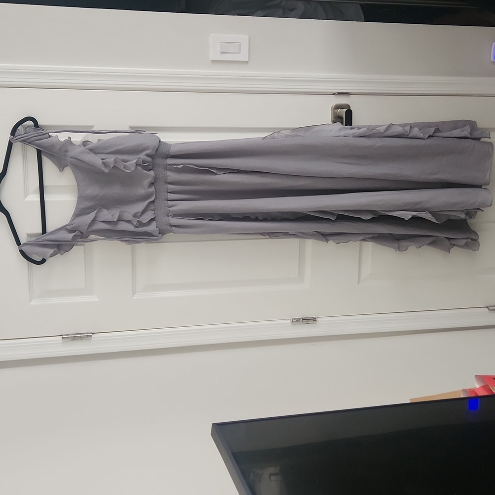 Jessica Simpson long grey dress